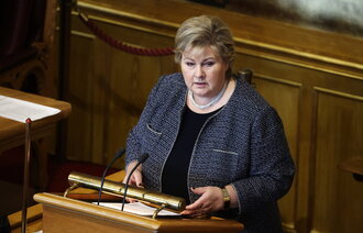 Bildet viser Erna Solberg i Stortinget.
