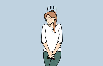 Illustrasjonen viser en kvinne med tissetrang.