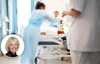 Bildet viser sykepleiere ved ­en gastroav­deling.