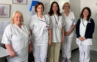 Bilde av ansatte ved forskningsbiobanken på Sykehuset Østfold