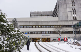 Bildet viser utsiden av Haukeland universitetssykehus