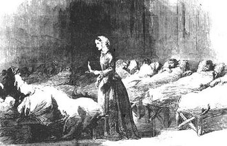 Bildet viser en skisse av Florence Nightingale omringet av sårete soldater.