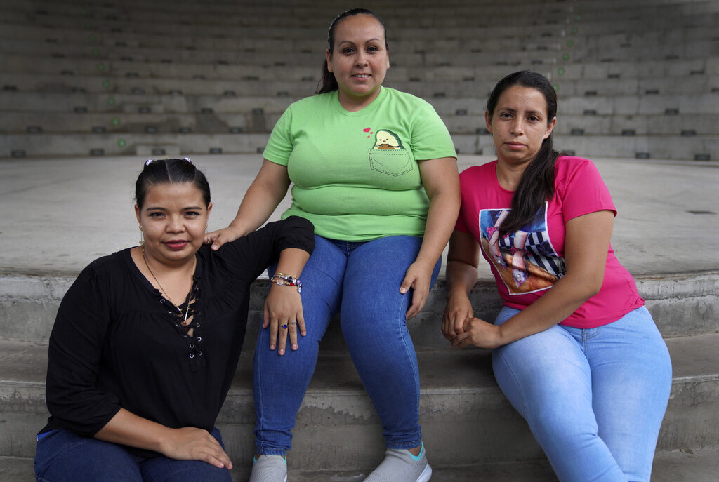 Bildet viser Imelda, Cinthia Rodriguez, og Karen.