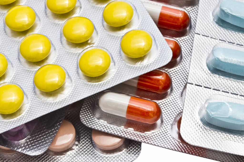 Bilde av fargerike piller