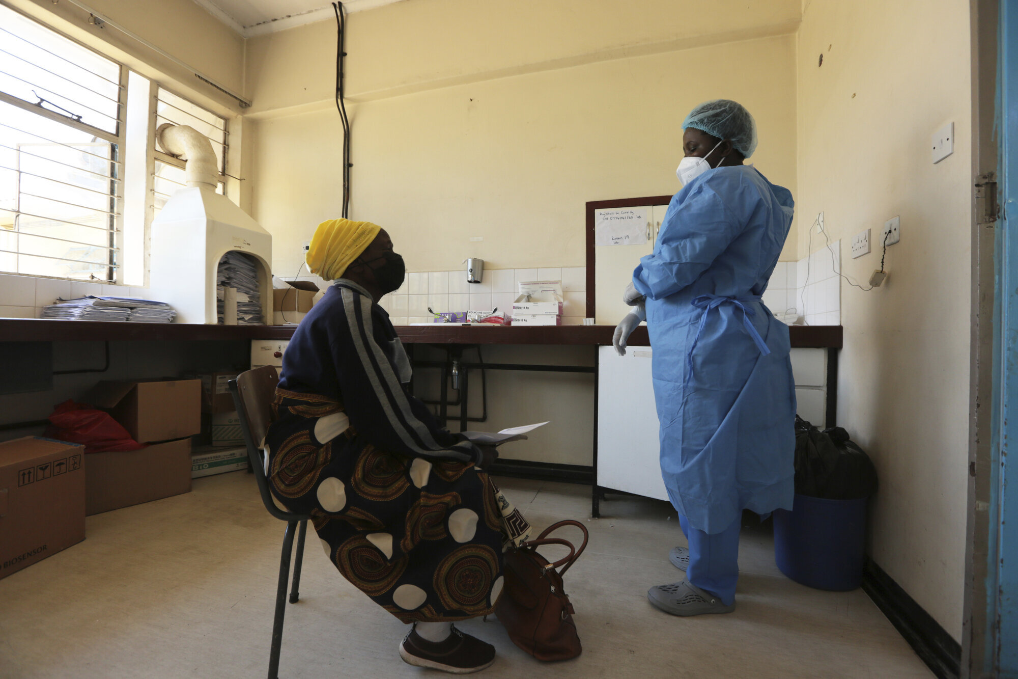 Eldre pasient på sykehus i Harare Eldre pasient på sykehus i Harare