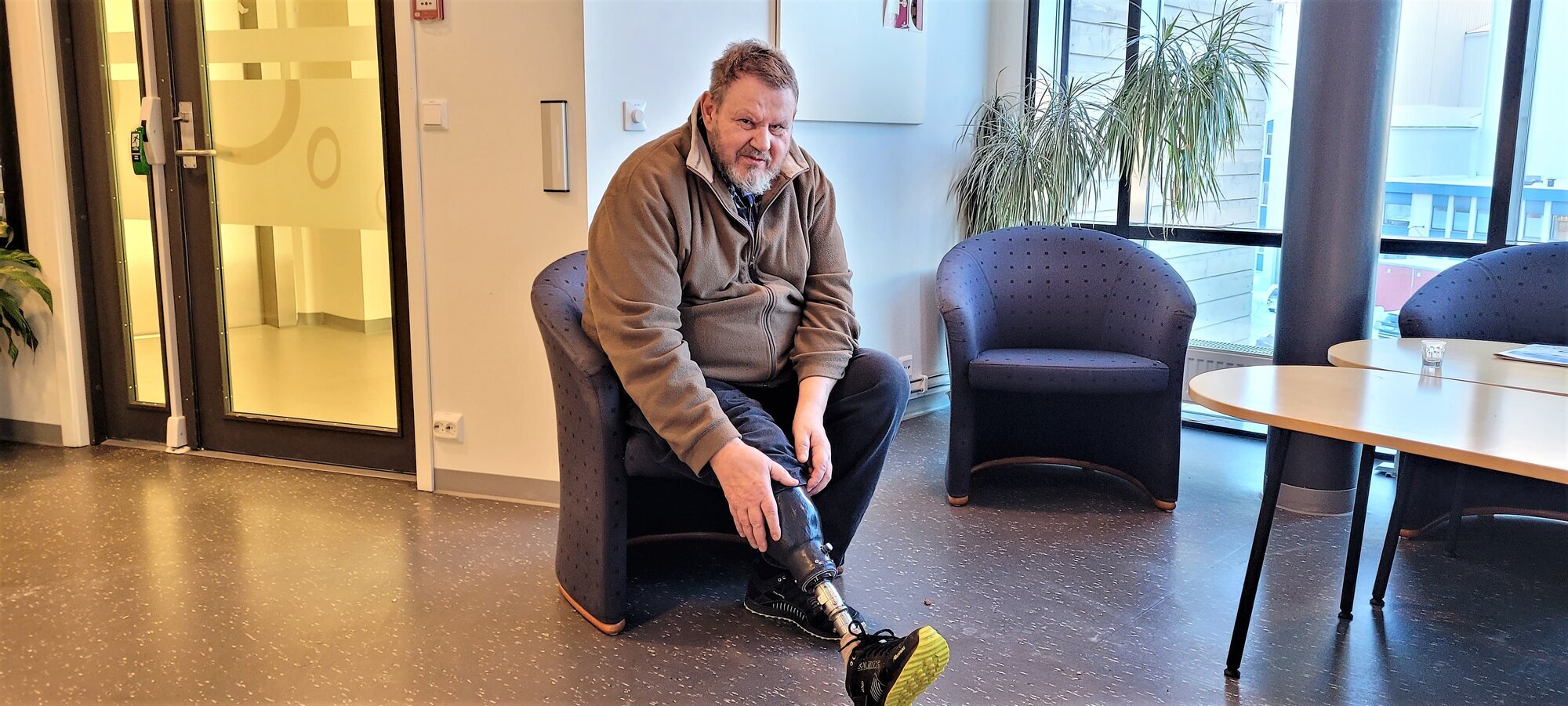 Kjell Løvik Kjell Løvik er glad for å ha fått amputert høyrebeinet