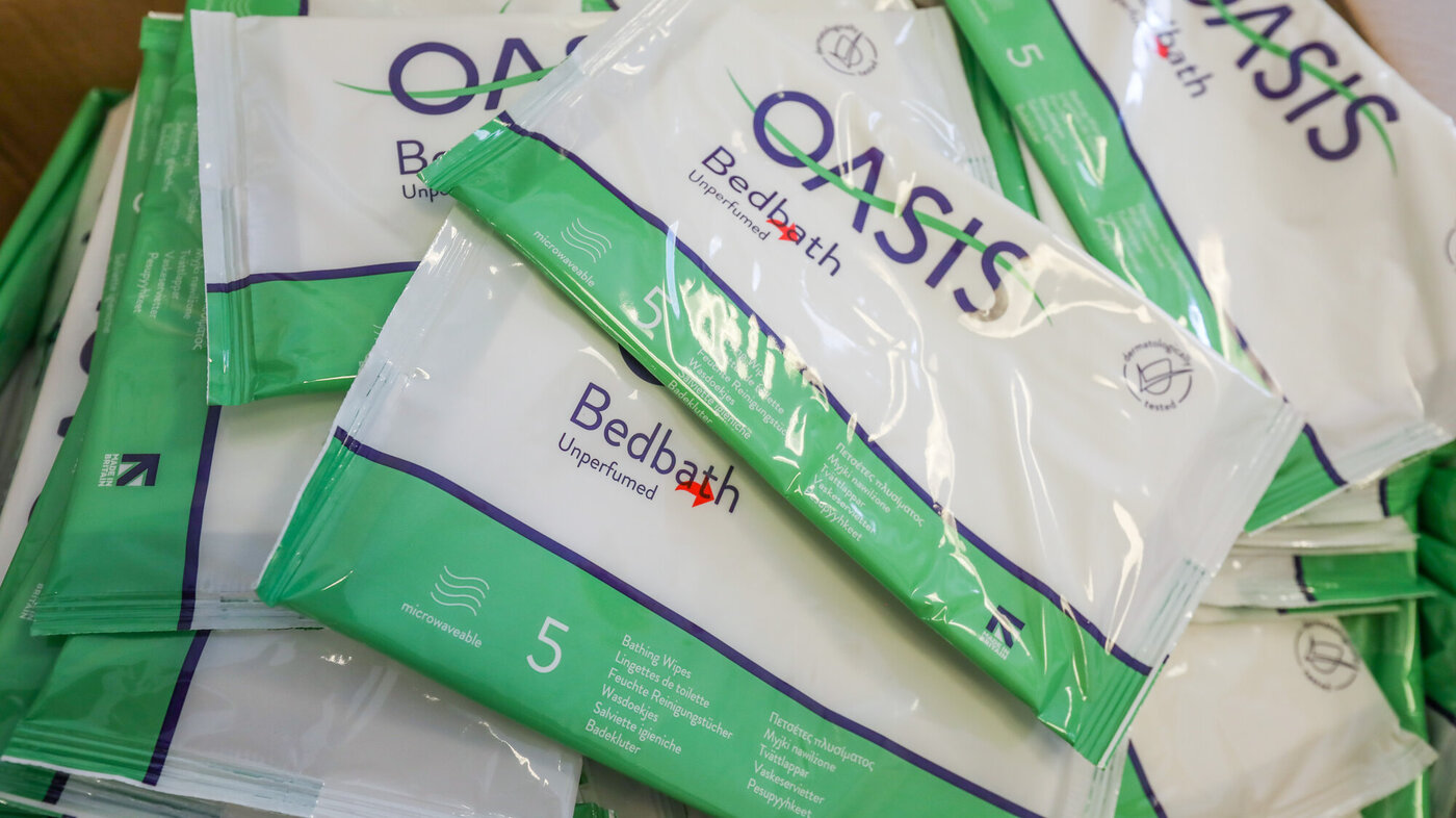 Bildet viser pakker med kluter av typen Oasis Bedbath.