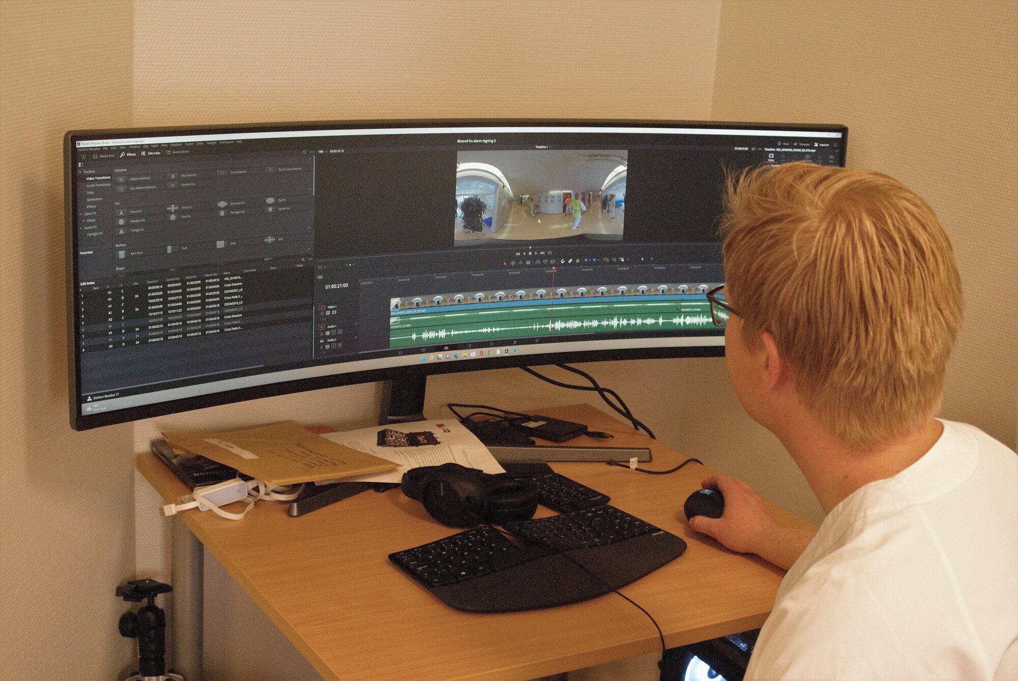 Magnus Berge redigerer VR-film Magnus Berge redigerer VR-film