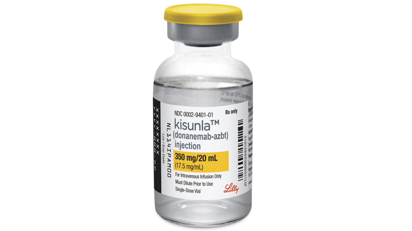 Bildet viser en flaske med Alzheimers-legemiddelet Kisunla