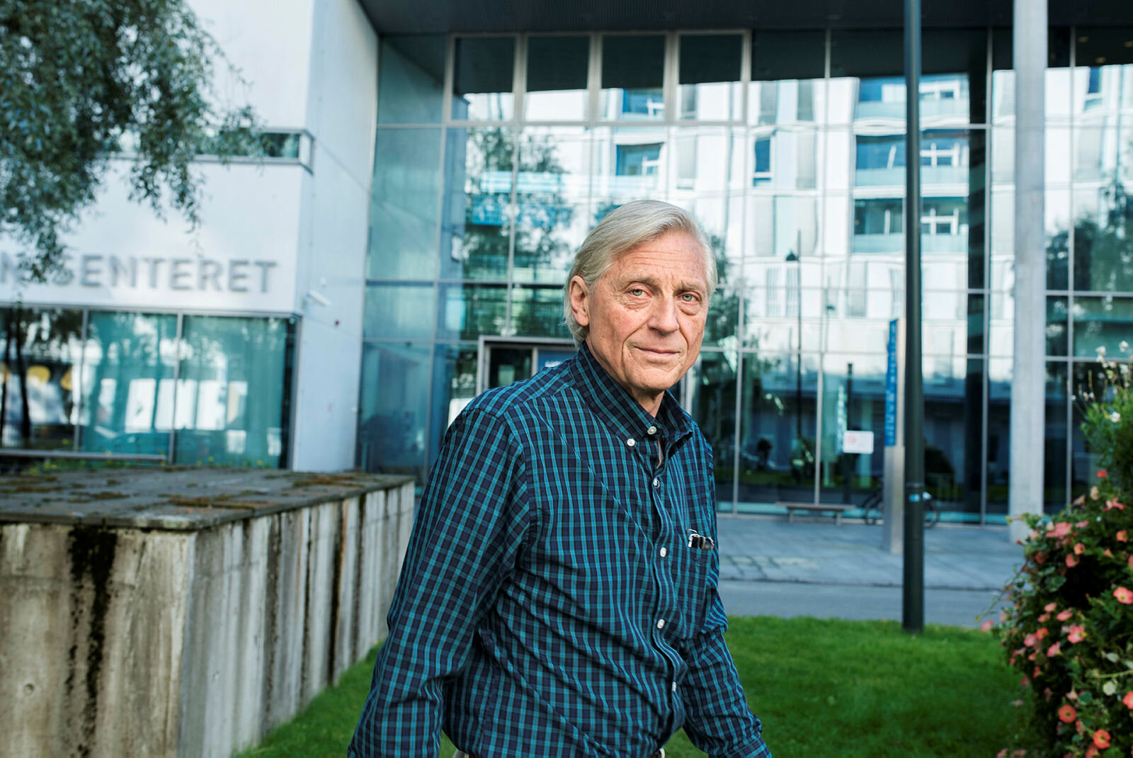 Mikkel fikk blod i mammas mage Bildet viser Sturla Eik-Nes utenfor St. Olavs hospital.