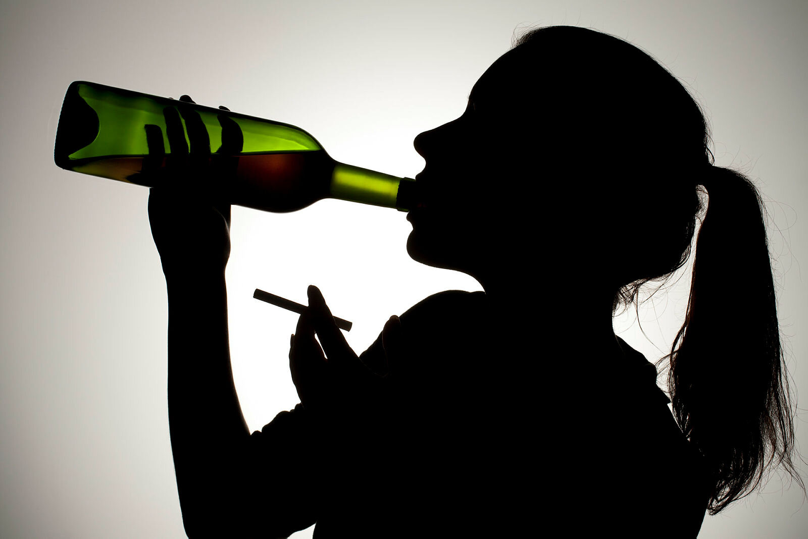 Alkohol og tobakk Ungdom drikker alkohol