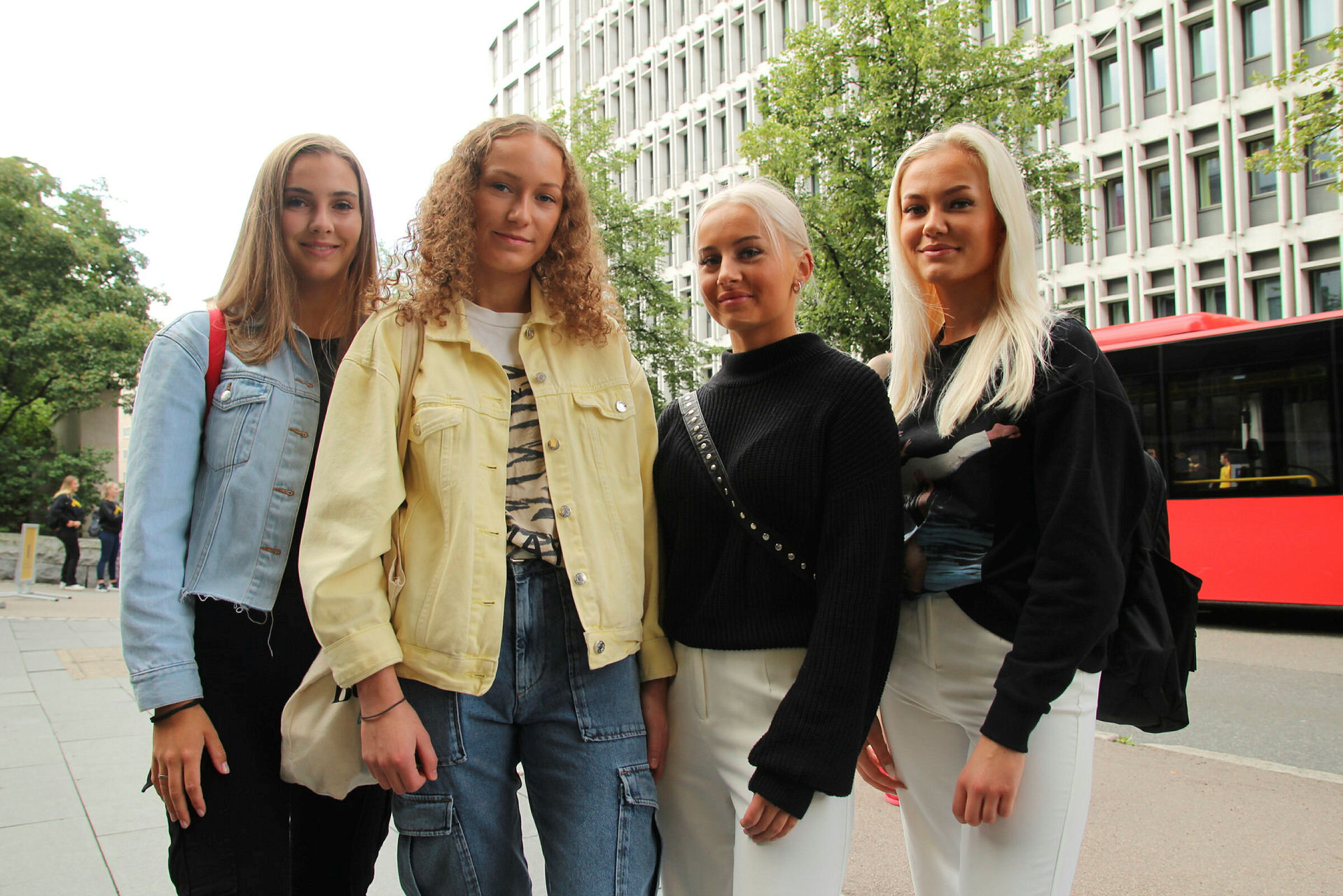 Oda Urke, Ine Staås, Julie Gate, Thea Holm Oda Urke, Ine Staås, Julie Gate, Thea Holm utenfor Oslomet august 2019.
