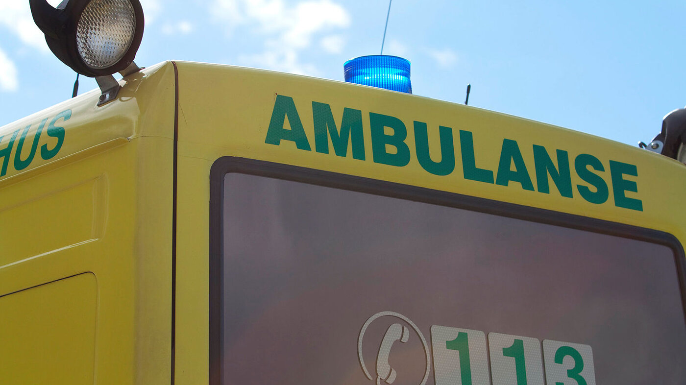 Bildet viser et ambulansekjøretøy