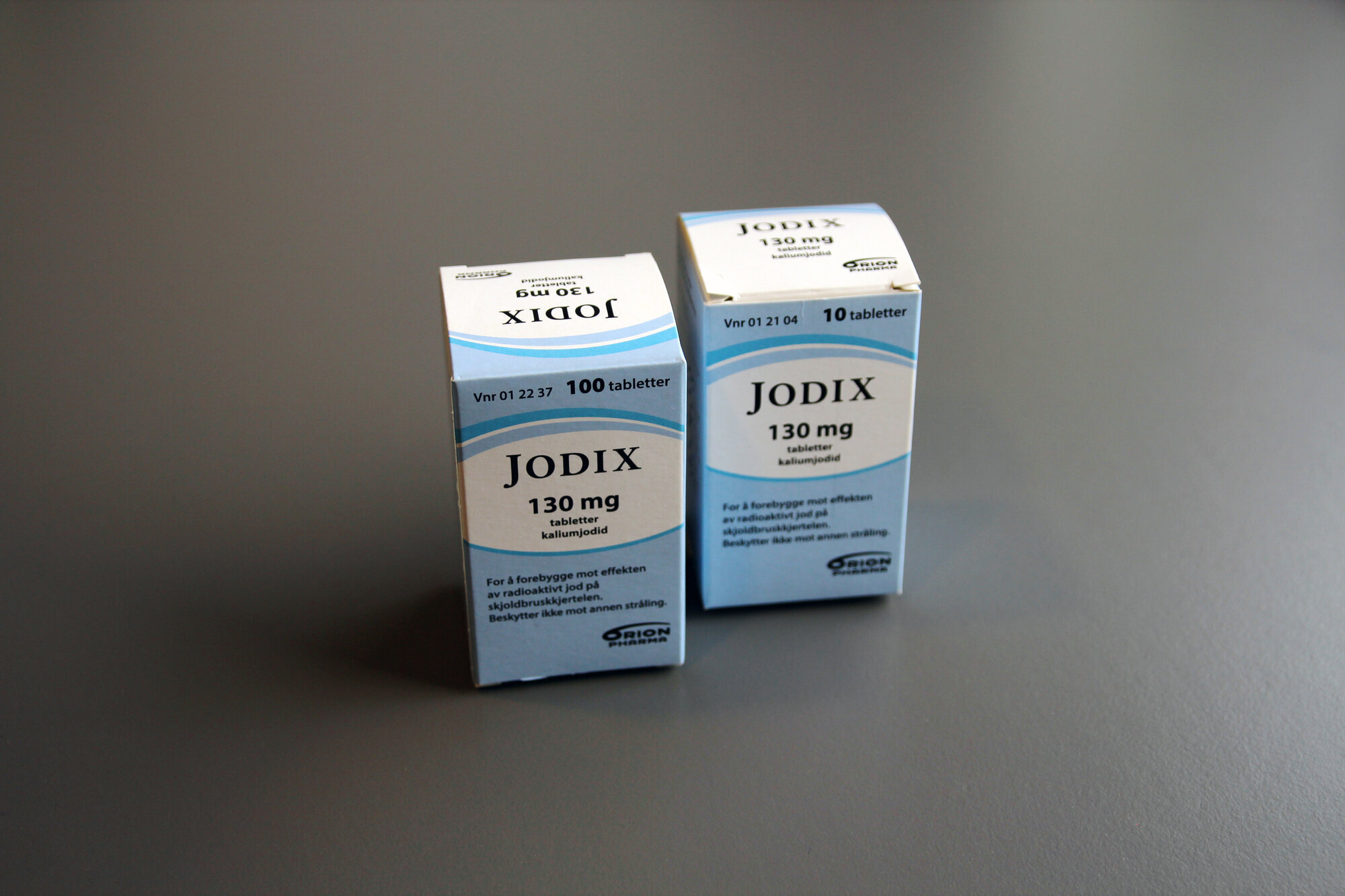 jodtabletter, beredskap Bildet viser to pakninger med Jodix.