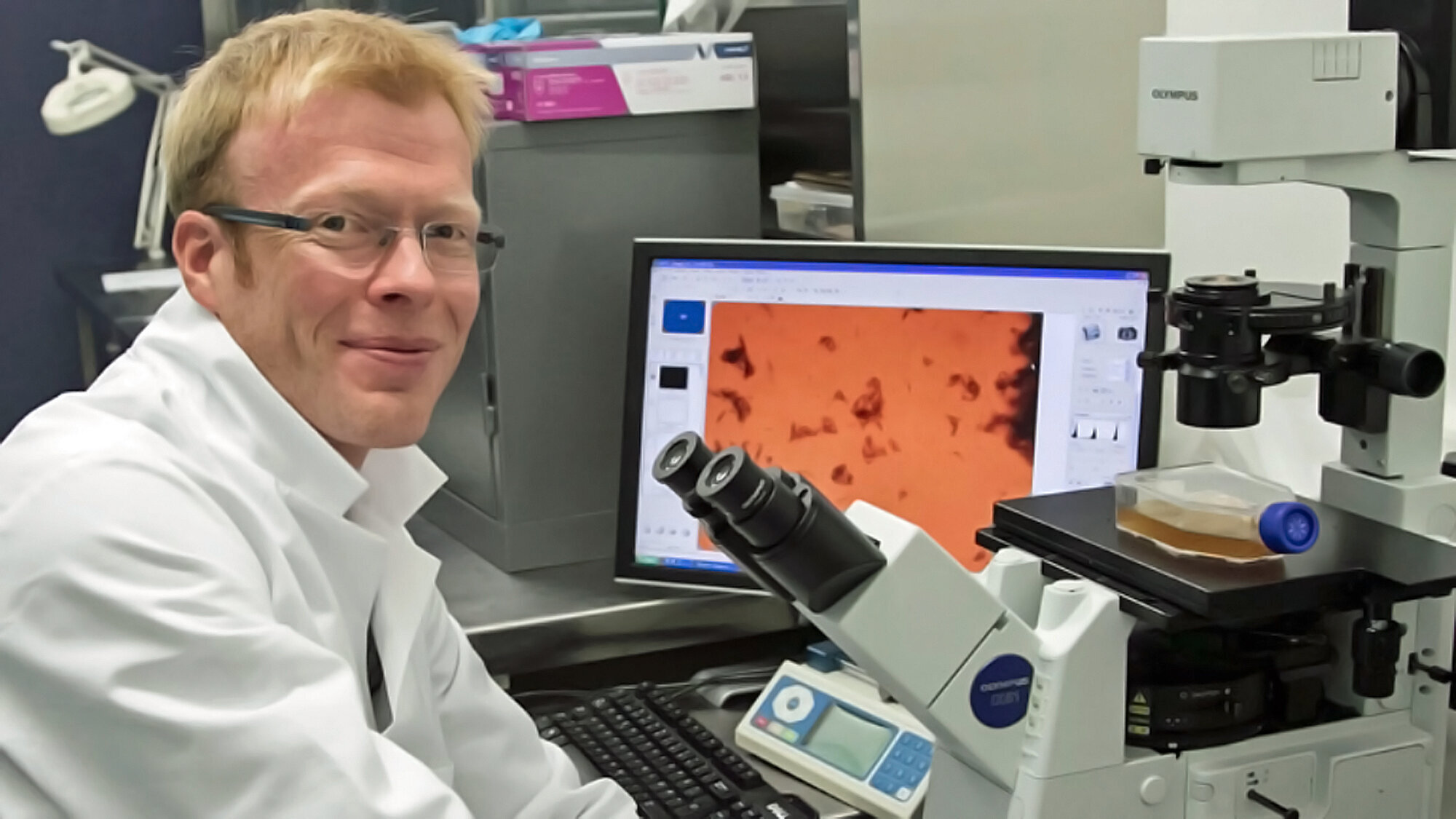 Veileder i arbeidet har vært professor Erik Andrew Johannessen ved Institutt for mikro og nanosystem teknologi ved Høgskolen i Sørøst-Norge. Veileder i arbeidet har vært professor Erik Andrew Johannessen ved Institutt for mikro og nanosystem teknologi ved Høgskolen i Sørøst-Norge.