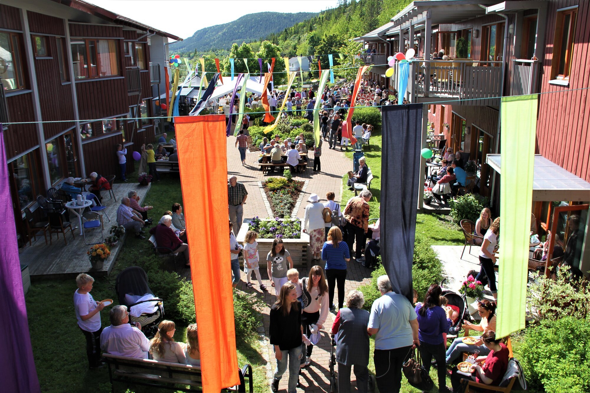 Sommerfest ved Åfjord helsesenter bildet viser sommerfest ved Åfjord helsesenter