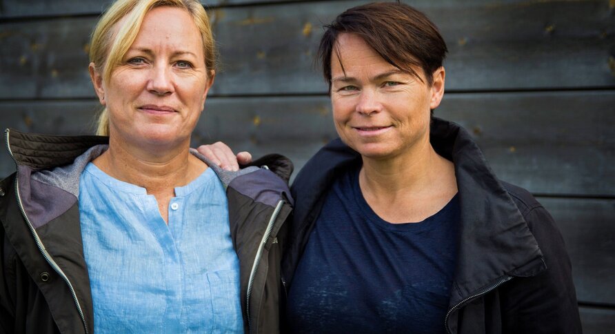 Bildet viser Solveig Ratchje Svengaard (til venstre) og Siri Lereim Storli.